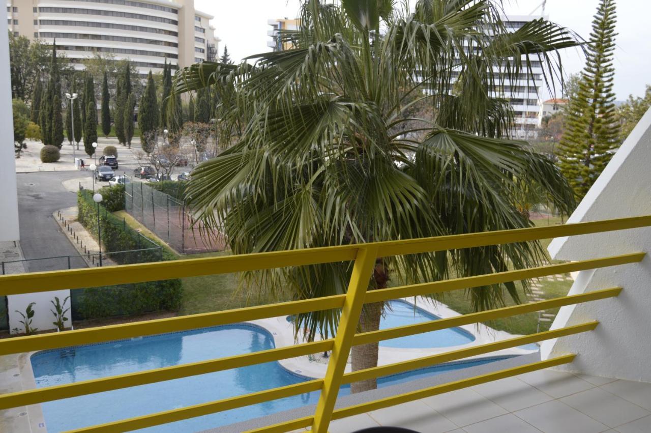 Apartamento Proximo Da Marina Vilamoura C/Piscina E Estacionamento 외부 사진
